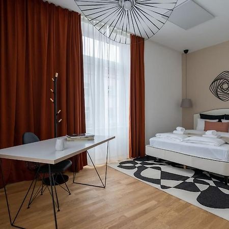Artful 1Br Suite, City Nearby By Hm Вена Экстерьер фото